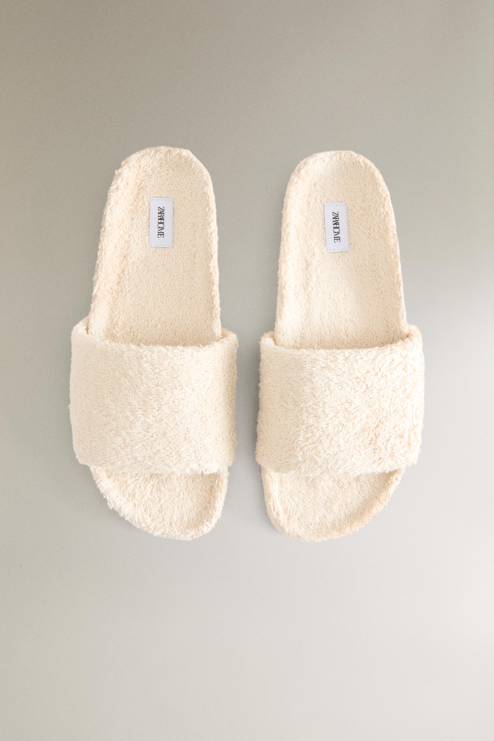 TERRY SLIDE SANDALS